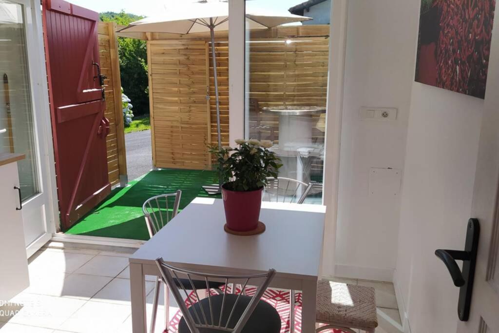 Appartement Tout Confort Au Calme Avec Jacuzzi Mouguerre Exteriér fotografie