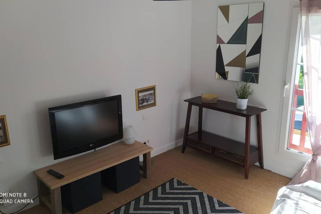 Appartement Tout Confort Au Calme Avec Jacuzzi Mouguerre Exteriér fotografie